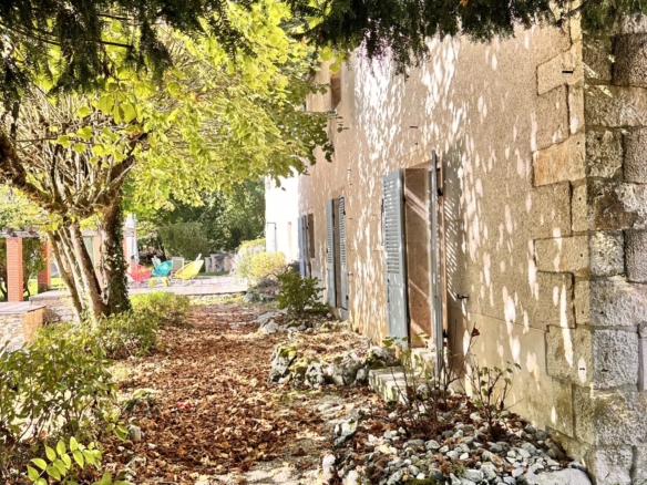 Ensemble immobilier 12 min DIJON SUD