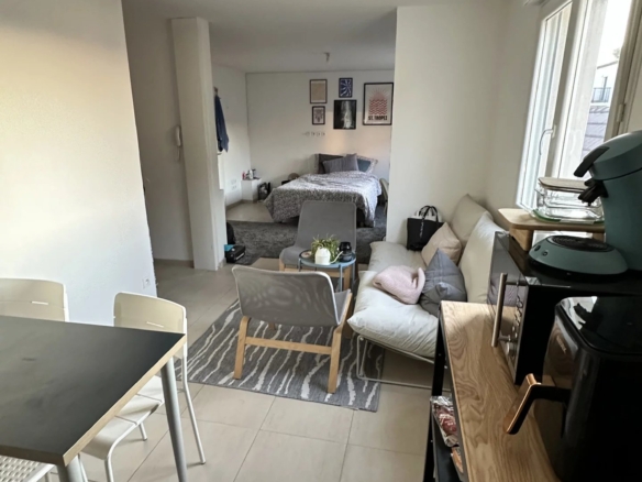 GRAND STUDIO 30M2 FAC TOUT INCLUS