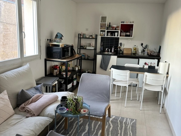 GRAND STUDIO 30M2 FAC TOUT INCLUS